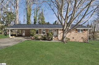 409 Strange Road, Taylors, SC 29687