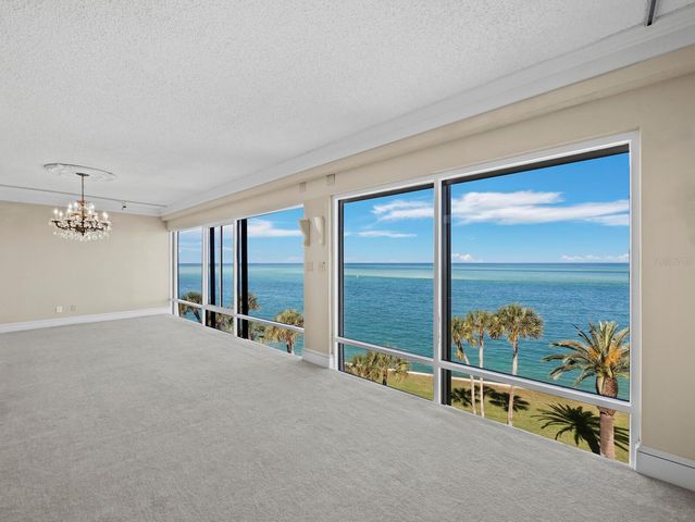 4712 OCEAN BOULEVARD W10, Sarasota, FL 34242