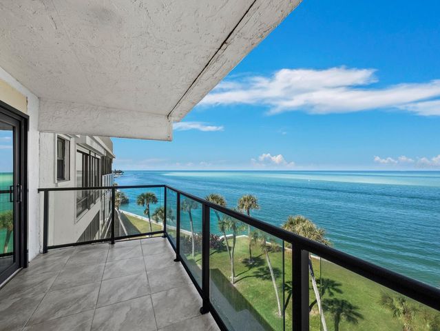 4712 OCEAN BOULEVARD W10, Sarasota, FL 34242