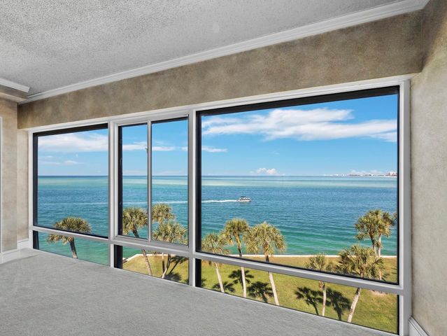 4712 OCEAN BOULEVARD W10, Sarasota, FL 34242