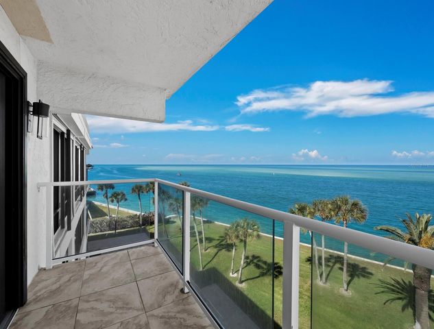 4712 OCEAN BOULEVARD W10, Sarasota, FL 34242