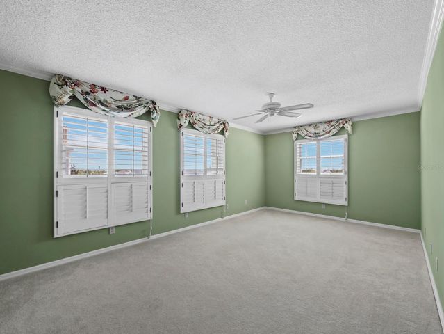 4712 OCEAN BOULEVARD W10, Sarasota, FL 34242