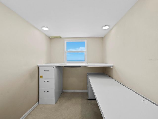 4712 OCEAN BOULEVARD W10, Sarasota, FL 34242