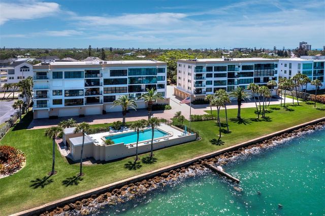 4712 OCEAN BOULEVARD W10, Sarasota, FL 34242