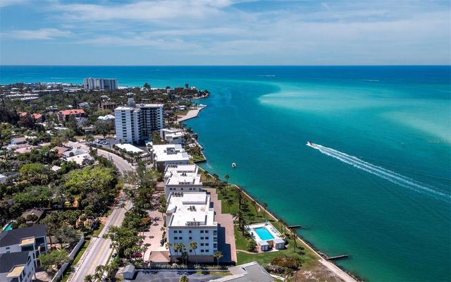 4712 OCEAN BOULEVARD W10, Sarasota, FL 34242