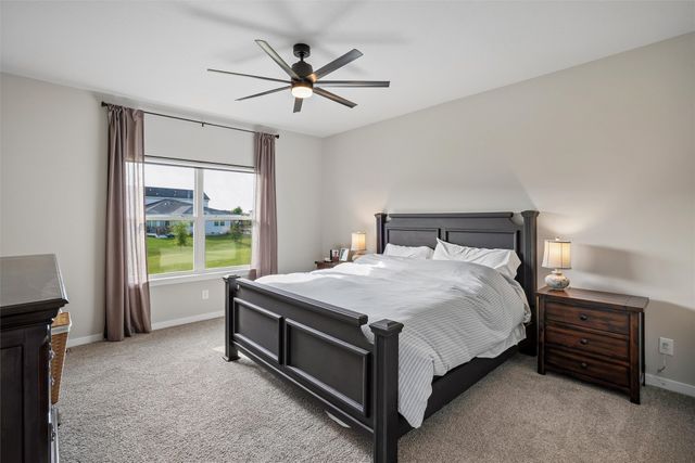 4701 172nd Way, Urbandale, IA 50323