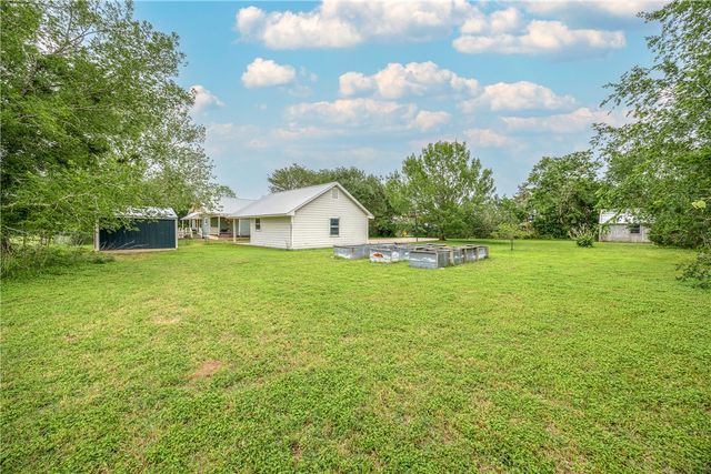 6440 FM 332, Brenham, TX 77833