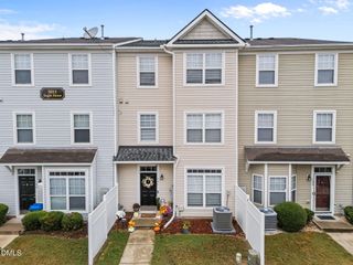 5011 Eagle Stone Lane 106, Raleigh, NC 27610