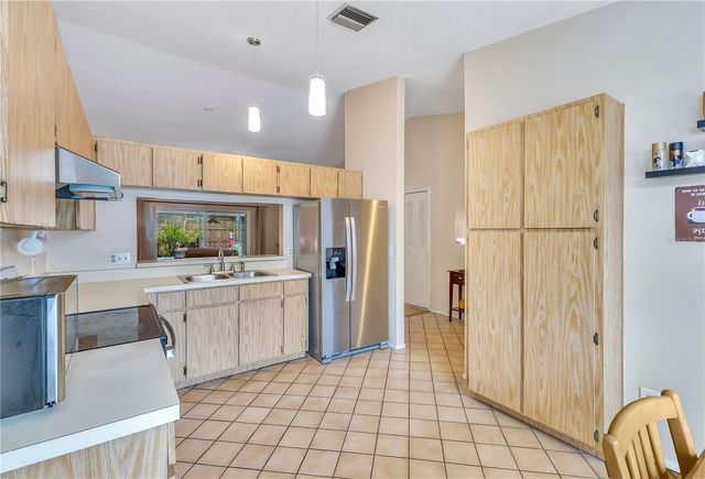 2598 SHEFFIELD AVENUE, Orlando, FL 32806