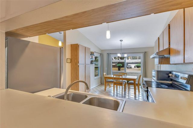 2598 SHEFFIELD AVENUE, Orlando, FL 32806