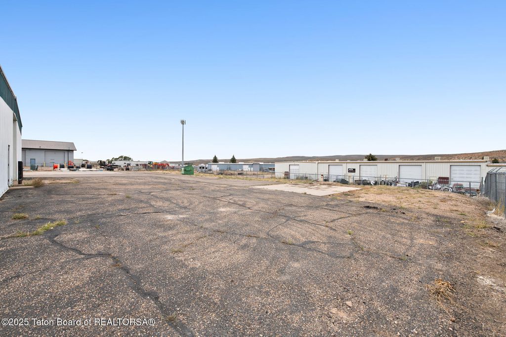 80 ALLEGIANCE Circle, Evanston, WY 82930 photo 12