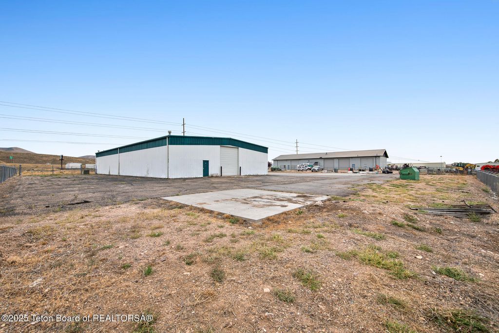 80 ALLEGIANCE Circle, Evanston, WY 82930 photo 13