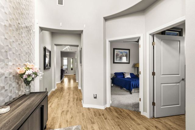 1878 Castle Peak Loop NE, Rio Rancho, NM 87144