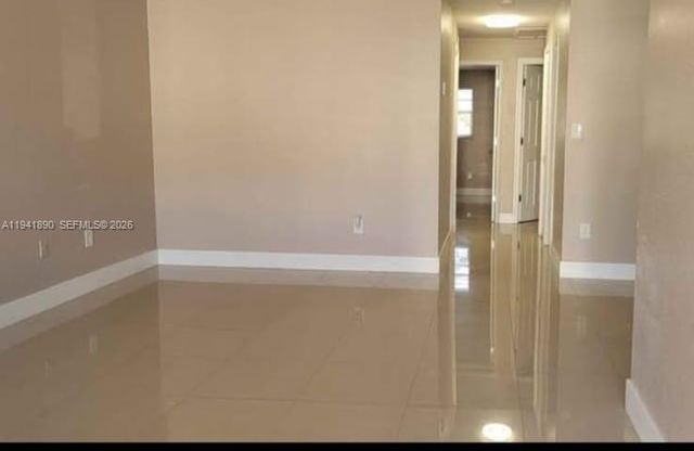 2228 Polk St 3, Hollywood, FL 33020