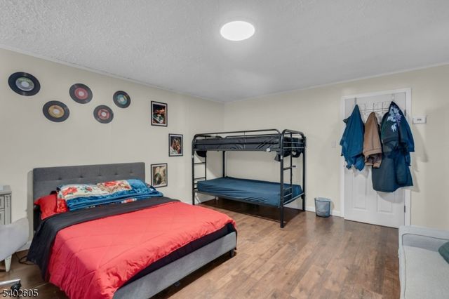 297 Hamilton Pl, Hackensack City, NJ 07601