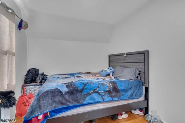 297 Hamilton Pl, Hackensack City, NJ 07601