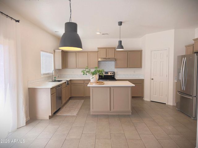5107 W Shumway Farm Road, Laveen, AZ 85339