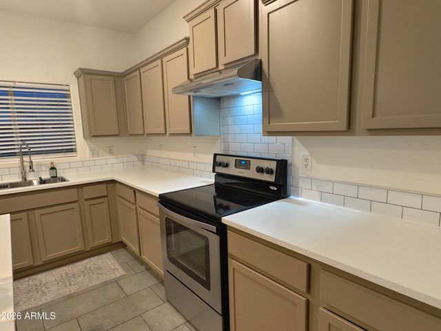 5107 W Shumway Farm Road, Laveen, AZ 85339