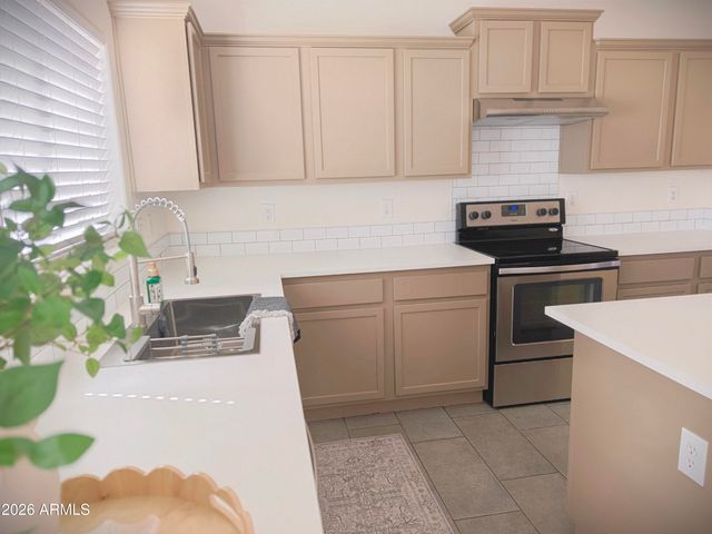 5107 W Shumway Farm Road, Laveen, AZ 85339