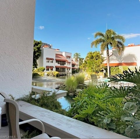 627 Serendipity DR 627, Naples, FL 34108