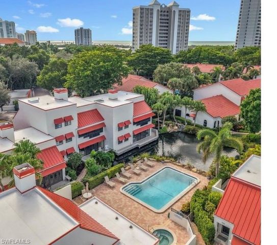 627 Serendipity DR 627, Naples, FL 34108