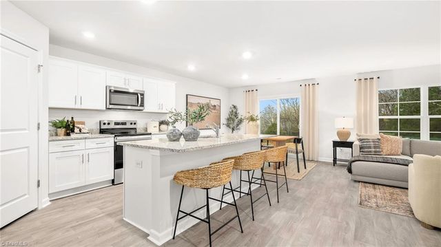 3761 Quail Haven Drive, Winston-salem, NC 27107