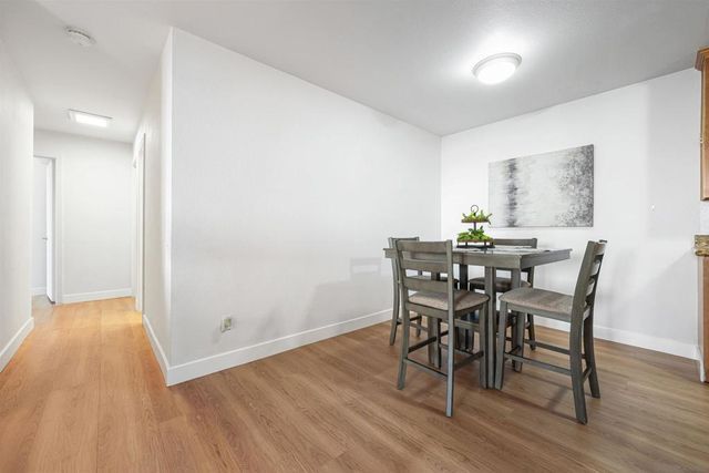 6333 College Grove Way 11102, San Diego, CA 92115