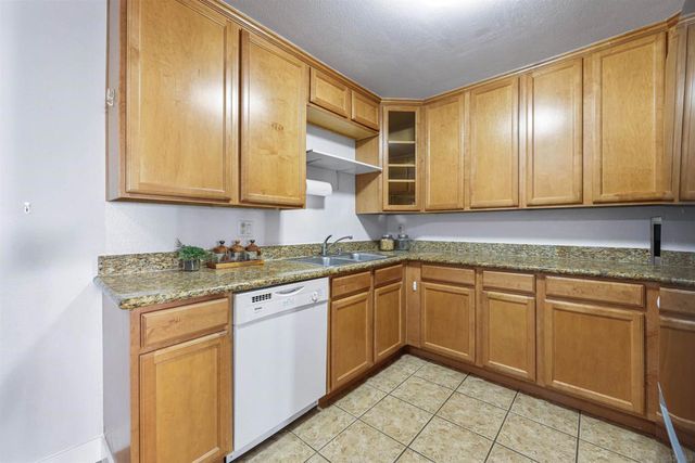 6333 College Grove Way 11102, San Diego, CA 92115