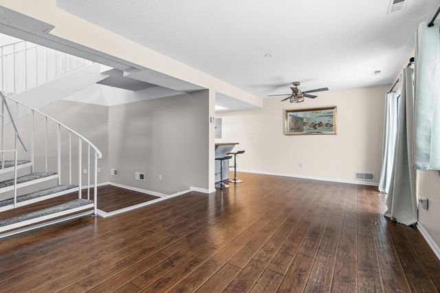 5527 E Bavarian Pass, Fridley, MN 55432