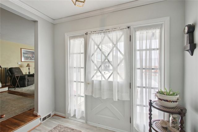 4 Ruth Ellen Way, Gates, NY 14624