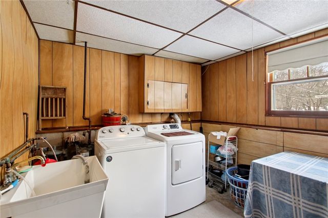 4 Ruth Ellen Way, Gates, NY 14624