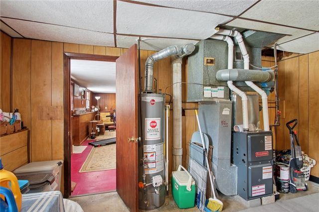 4 Ruth Ellen Way, Gates, NY 14624