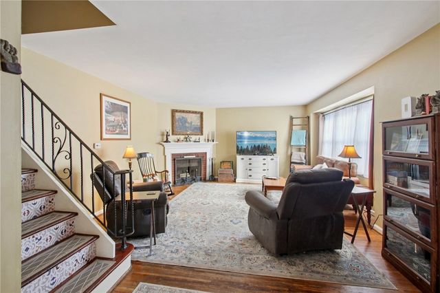 4 Ruth Ellen Way, Gates, NY 14624