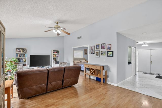 7833 San Marcos Place, Boca Raton, FL 33433