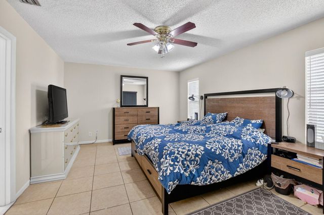 7833 San Marcos Place, Boca Raton, FL 33433