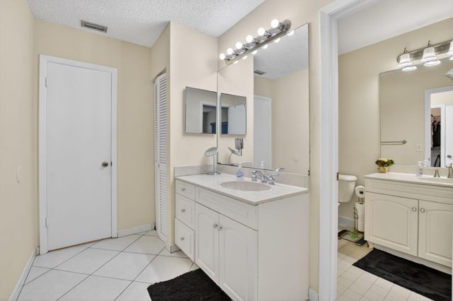 7833 San Marcos Place, Boca Raton, FL 33433