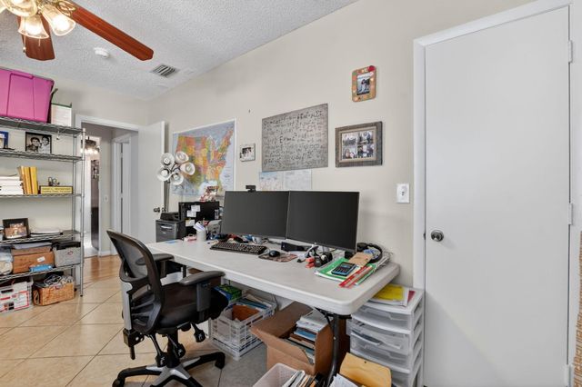 7833 San Marcos Place, Boca Raton, FL 33433