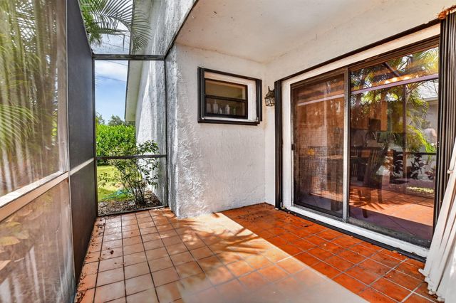 7833 San Marcos Place, Boca Raton, FL 33433