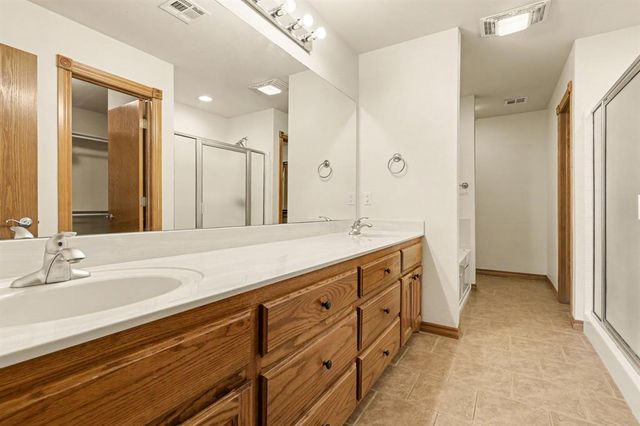 1285 Bradford Place, Blanchard, OK 73010