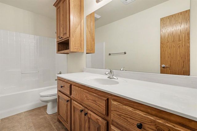 1285 Bradford Place, Blanchard, OK 73010