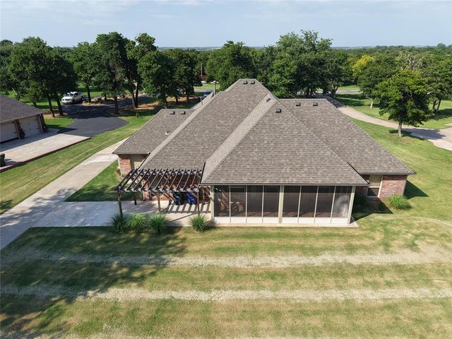 1285 Bradford Place, Blanchard, OK 73010