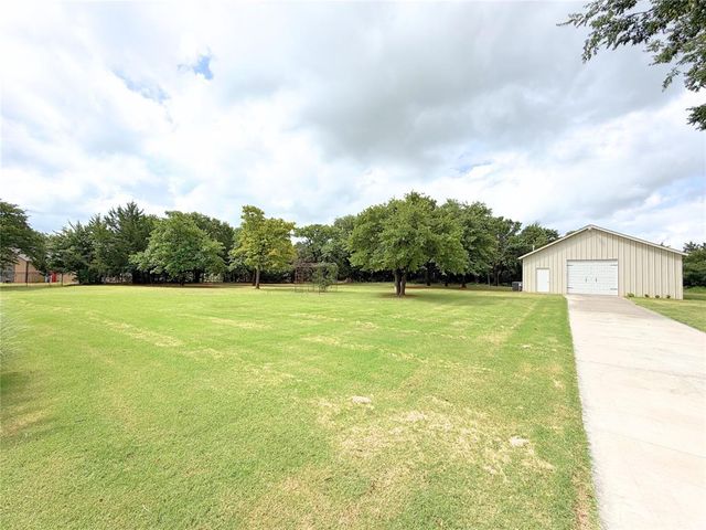 1285 Bradford Place, Blanchard, OK 73010