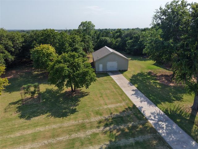 1285 Bradford Place, Blanchard, OK 73010
