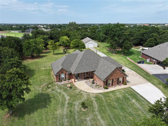 1285 Bradford Place, Blanchard, OK 73010