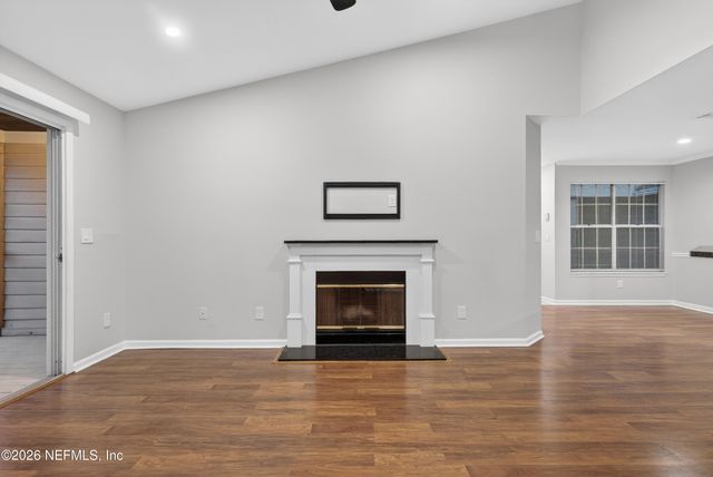 100 IRONWOOD Drive 133, Ponte Vedra Beach, FL 32082
