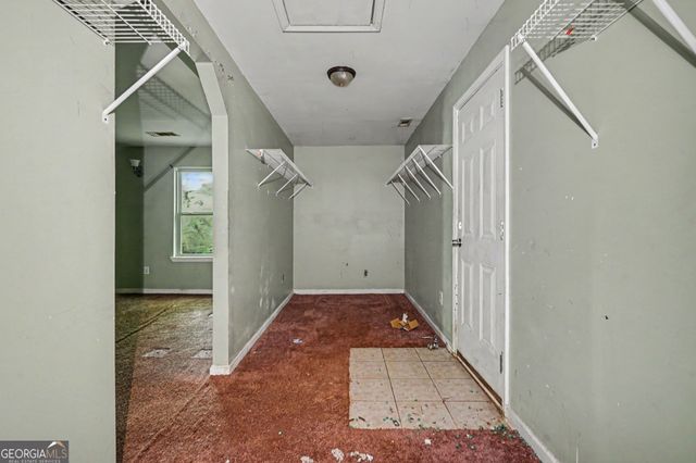 1727 Vauxhall Drive, Lithonia, GA 30058