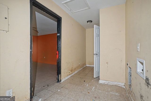 1727 Vauxhall Drive, Lithonia, GA 30058