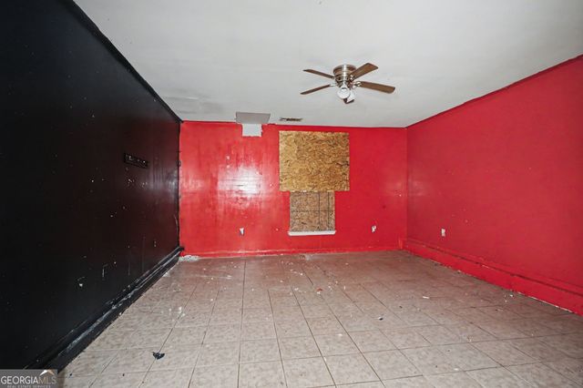1727 Vauxhall Drive, Lithonia, GA 30058