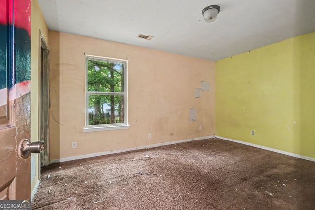 1727 Vauxhall Drive, Lithonia, GA 30058