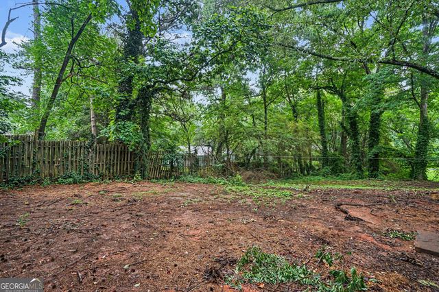 1727 Vauxhall Drive, Lithonia, GA 30058